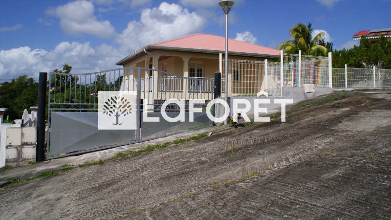 Maison à louer, 95m², Rivière-Salée