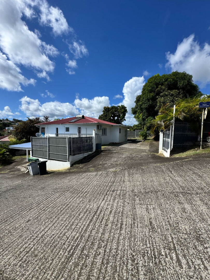 Maison à vendre, 160m², LE LAMENTIN