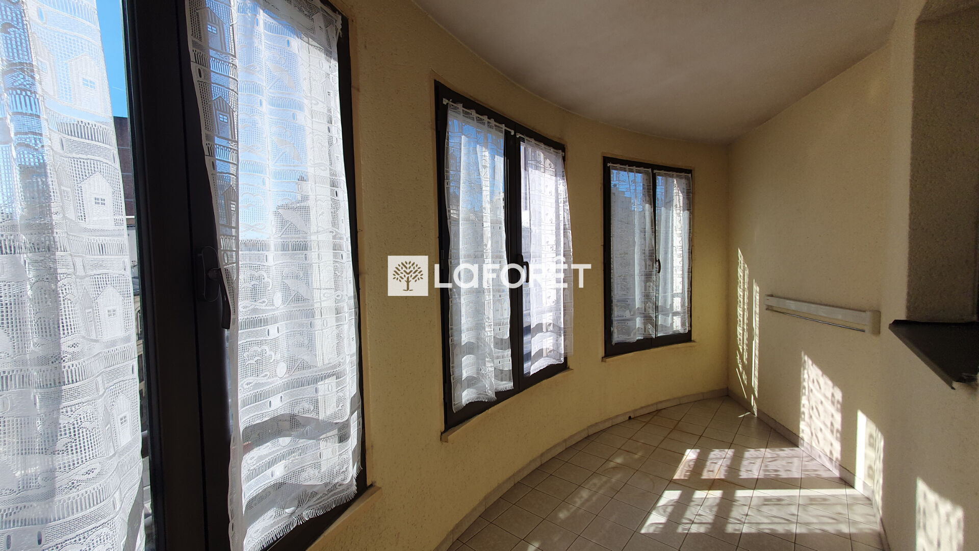 Appartement a louer paris-20e-arrondissement - 4 pièce(s) - 87.19 m2 - Surfyn