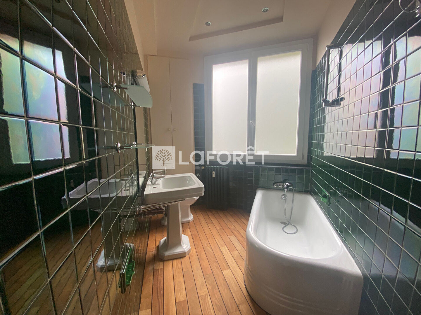 Appartement a louer paris-8e-arrondissement - 4 pièce(s) - 118.12 m2 - Surfyn