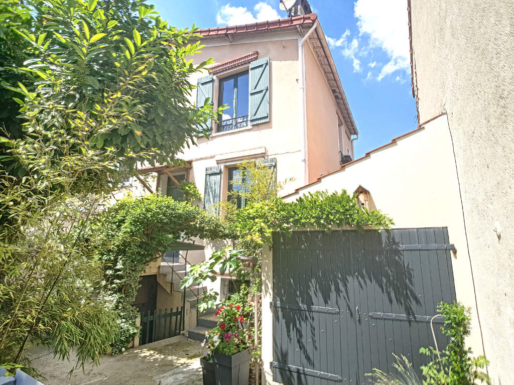 Maison a vendre nanterre - 5 pièce(s) - 93.57 m2 - Surfyn