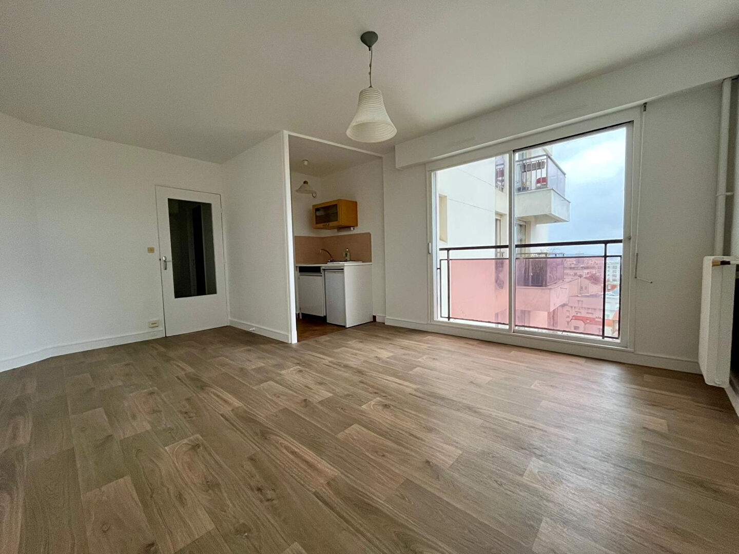 Maison à louer, 27m², Paris 19