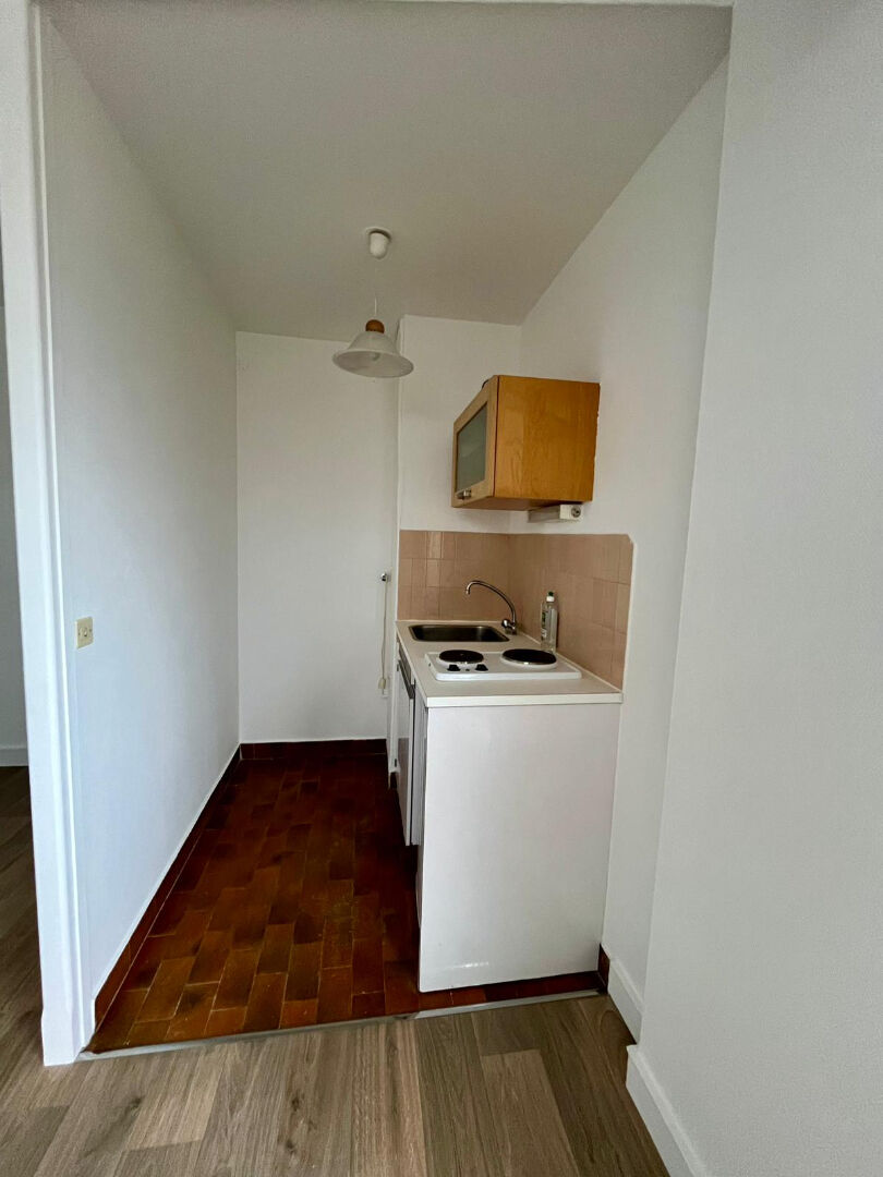 Maison à louer, 27m², Paris 19