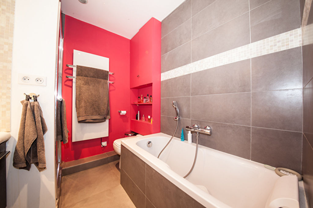 Appartement a louer paris-8e-arrondissement - 3 pièce(s) - 91.07 m2 - Surfyn