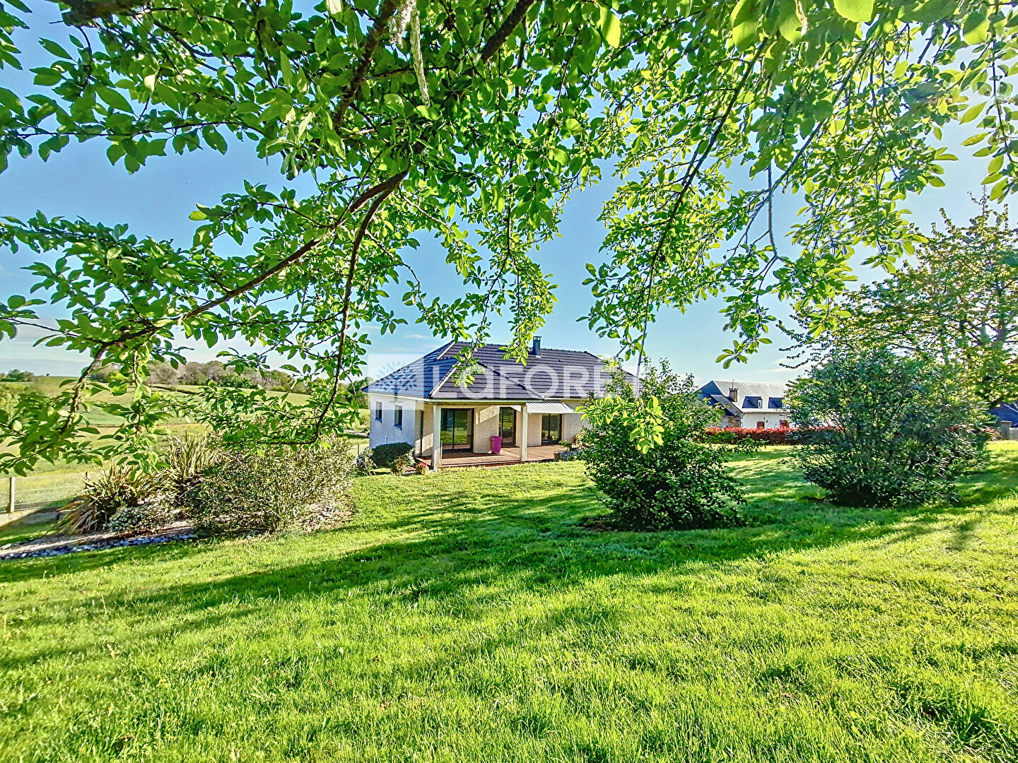 Maison à louer, 132m², Barbazan-Dessus