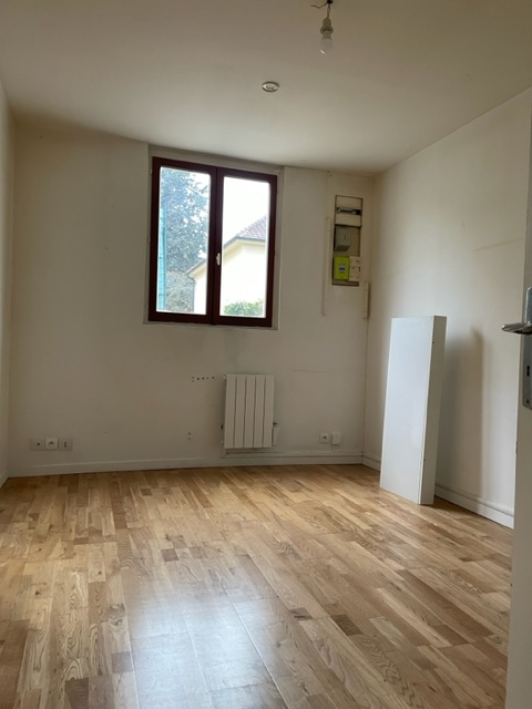 Appartement a louer vigneux-sur-seine - 2 pièce(s) - 35.52 m2 - Surfyn