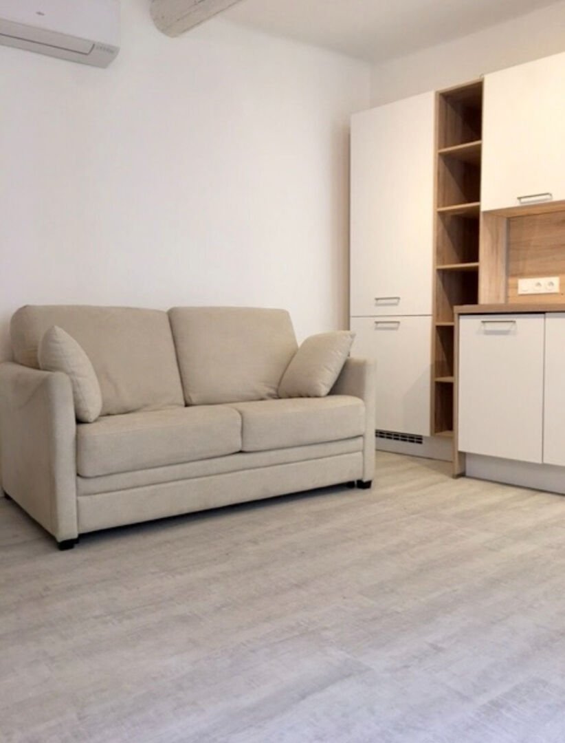 Appartement a louer salon-de-provence - 1 pièce(s) - 26.85 m2 - Surfyn