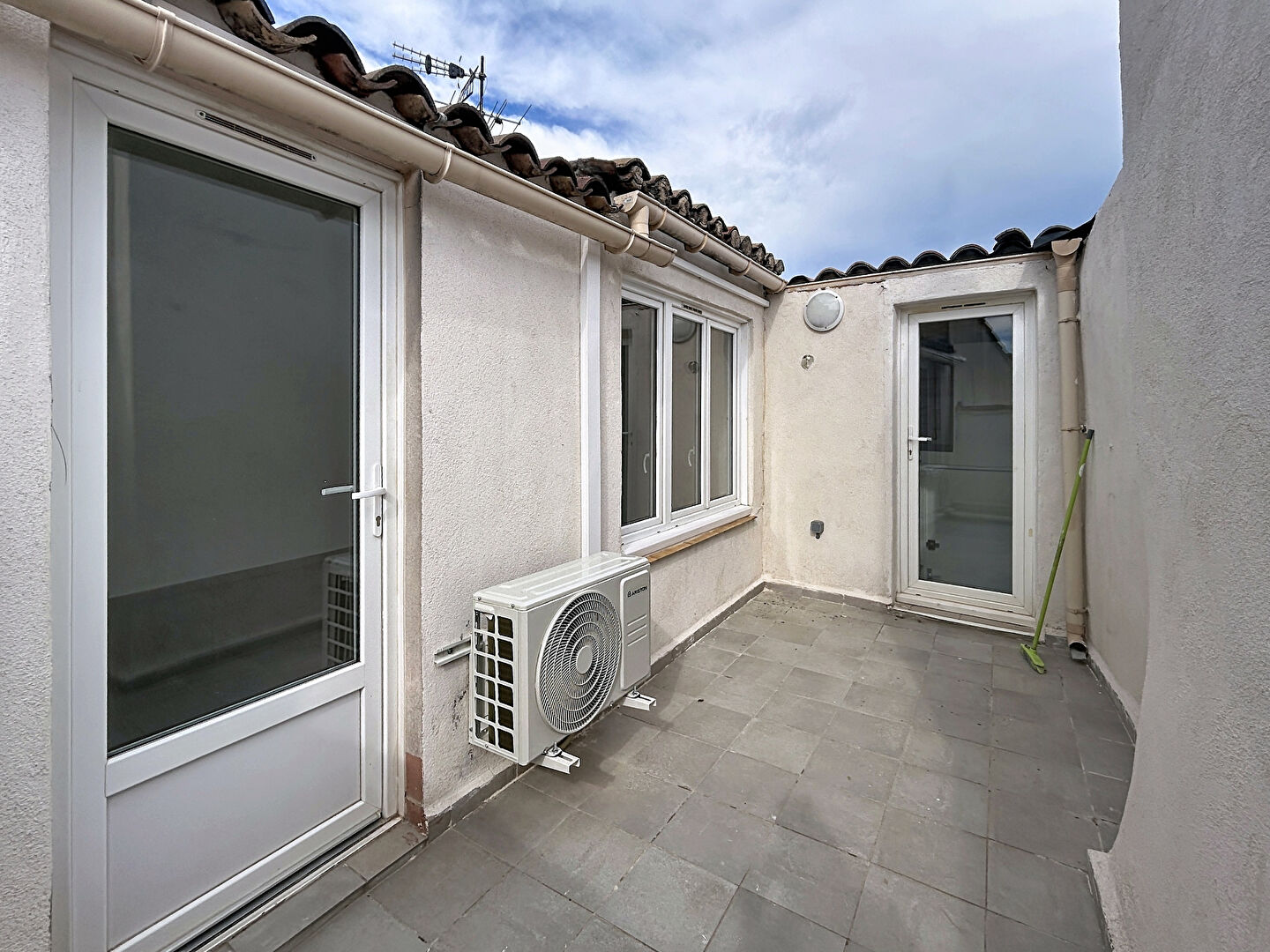 Maison à louer, 45m², LAMBESC