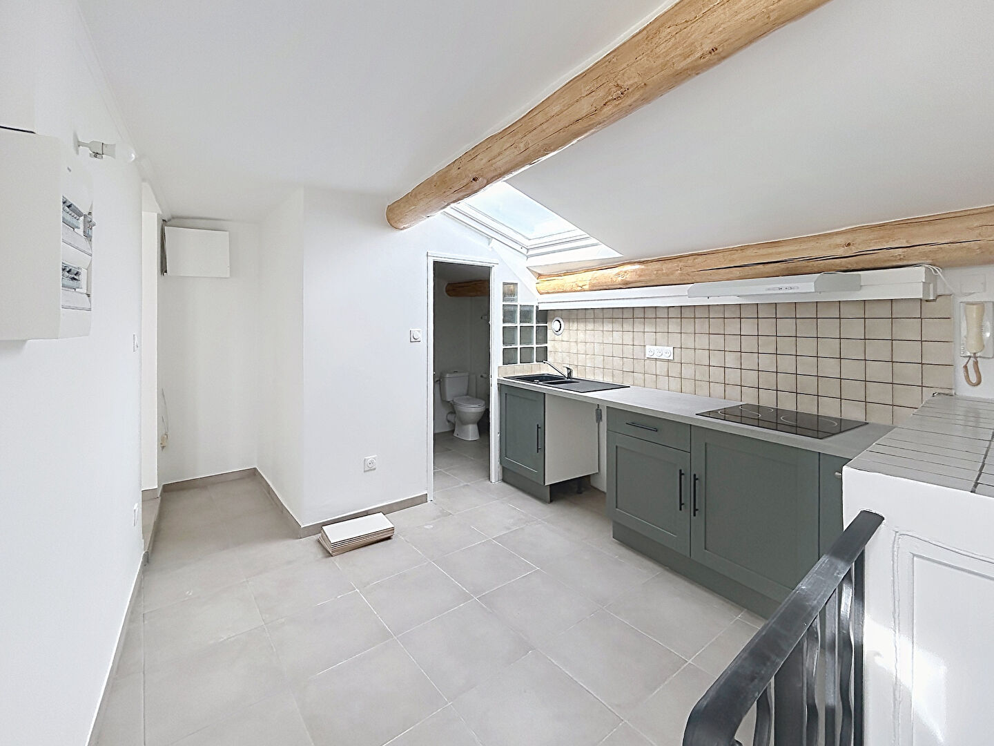 Maison à louer, 45m², LAMBESC