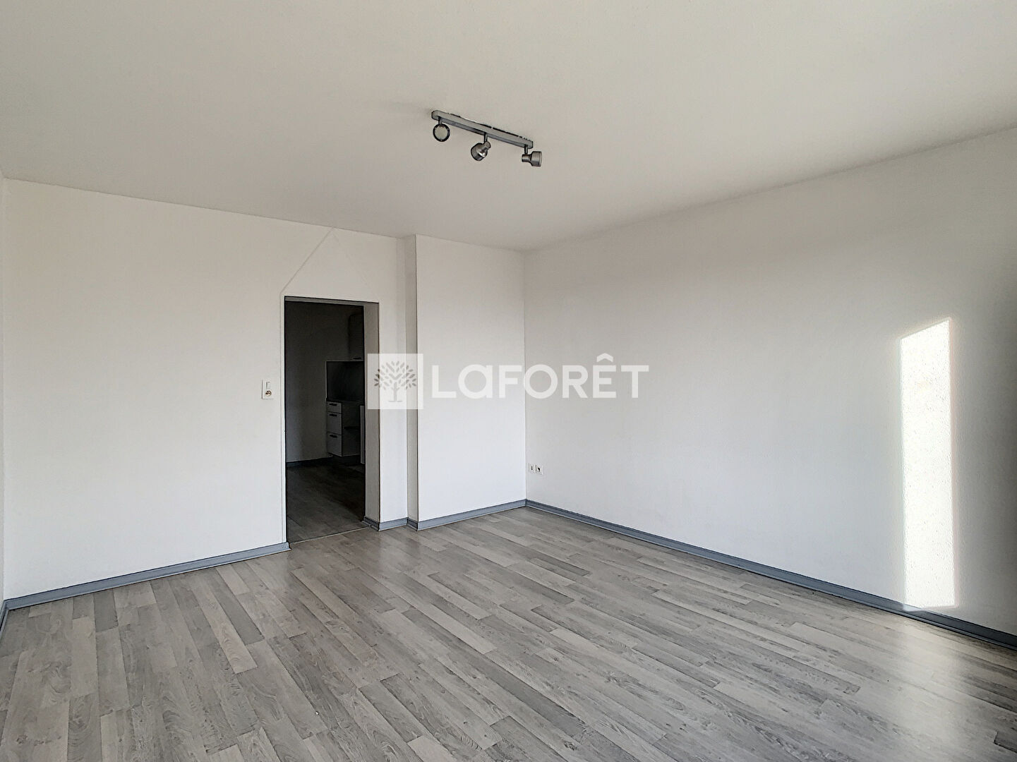 Appartement a louer  - 3 pièce(s) - 54.16 m2 - Surfyn