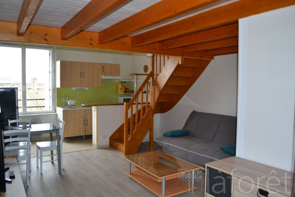 Maison à louer, 28m², Rochefort