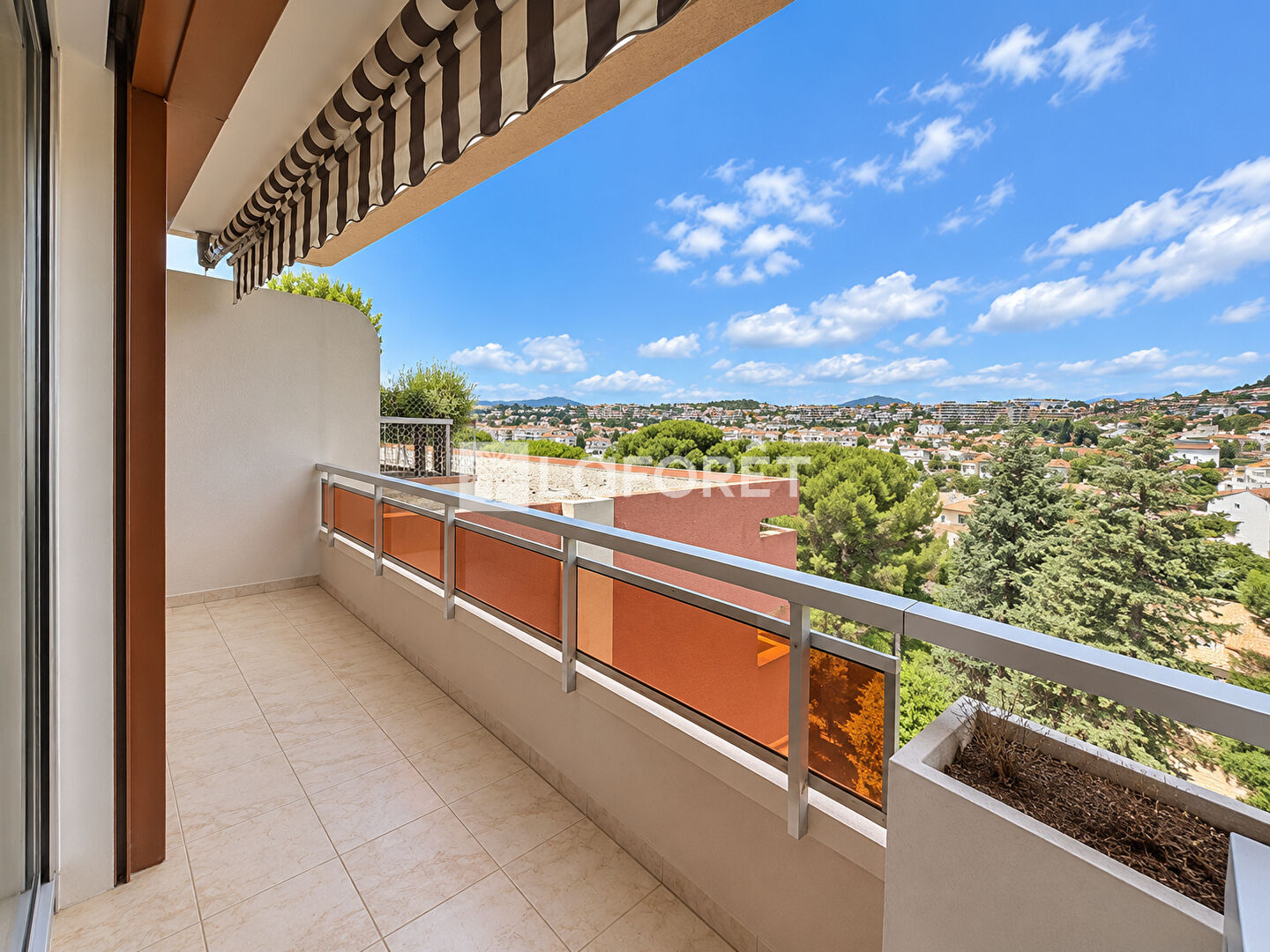 Maison à vendre, 27m², LE CANNET