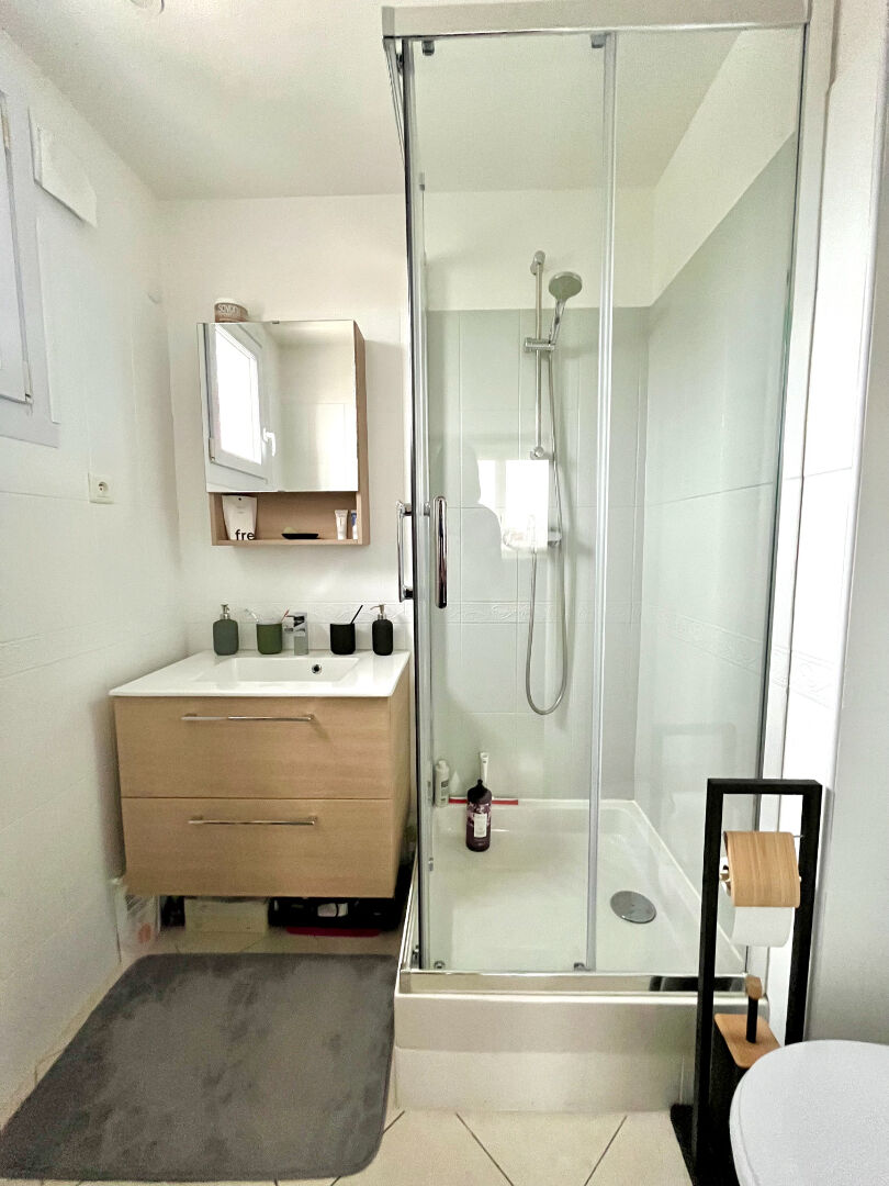 Maison à louer, 29m², SAINT MAUR DES FOSSES