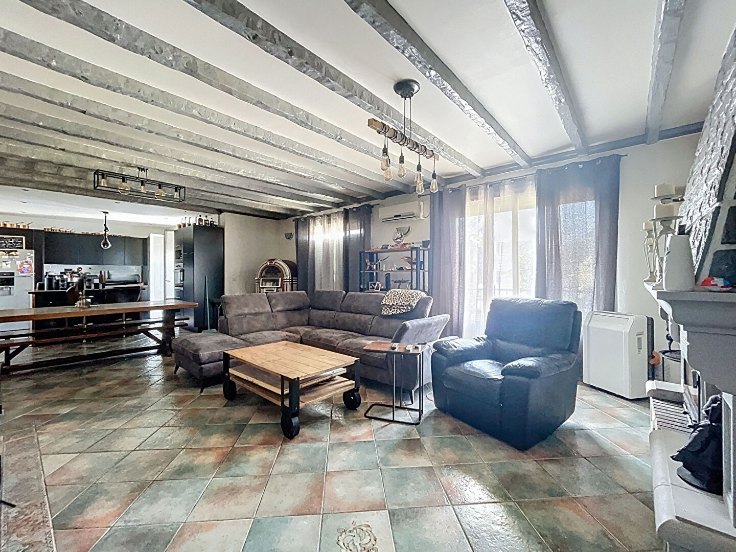 Maison à vendre, 300m², SAINT MAUR DES FOSSES