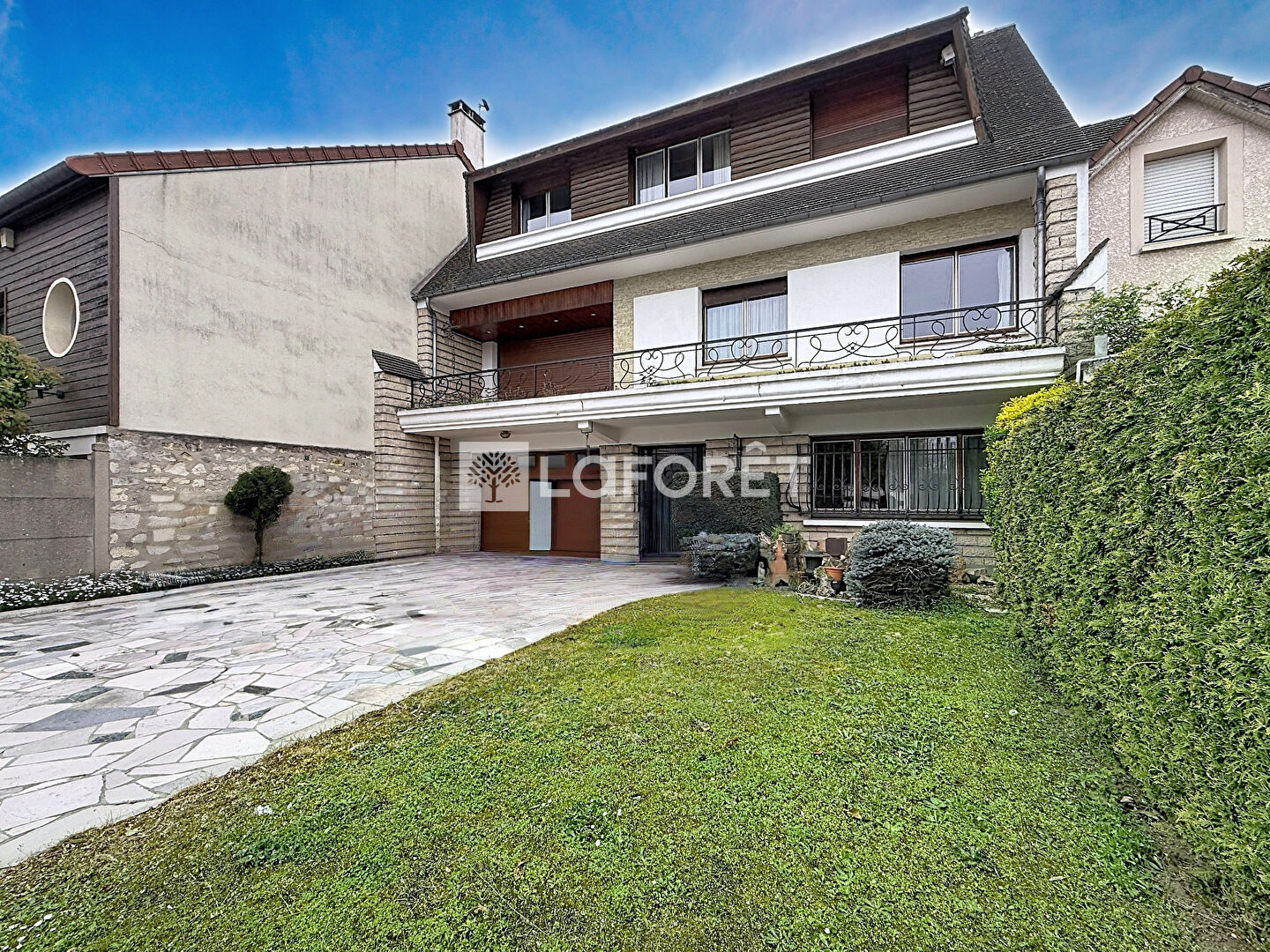 Maison à vendre, 255m², SAINT MAUR DES FOSSES