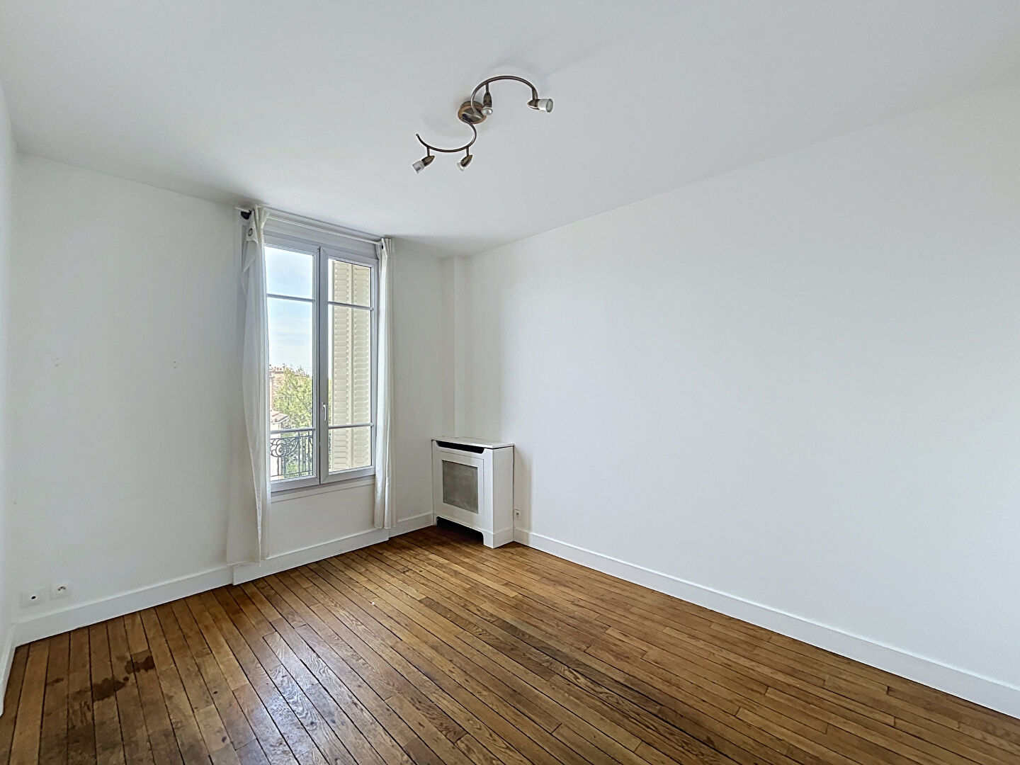 Maison à vendre, 32m², SAINT MAUR DES FOSSES