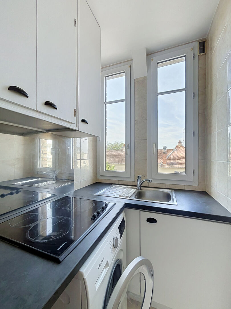Maison à vendre, 32m², SAINT MAUR DES FOSSES