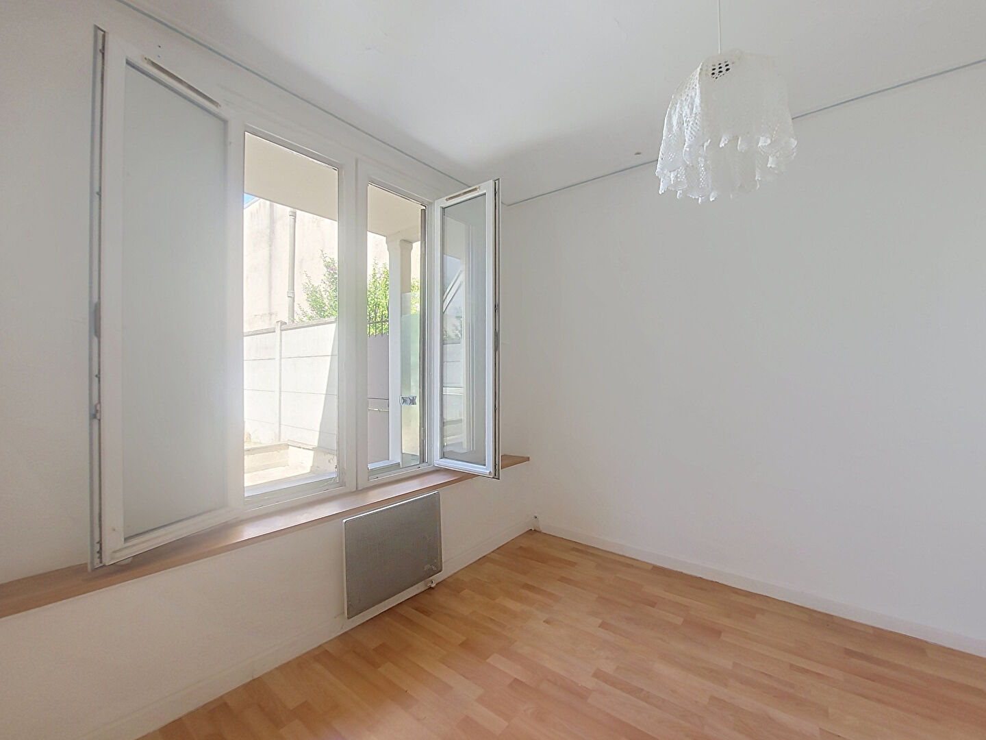 Maison à vendre, 94m², LA VARENNE SAINT HILAIRE