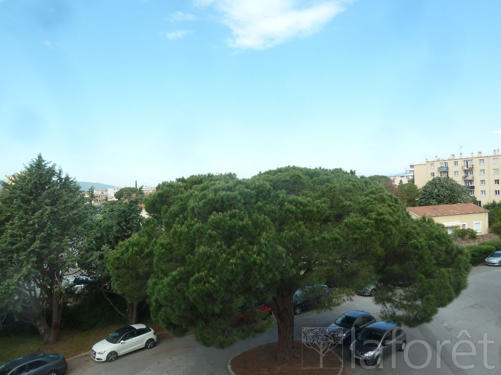 Achat appartement Saint Raphaël 3 pièce(s) 75 m² 254