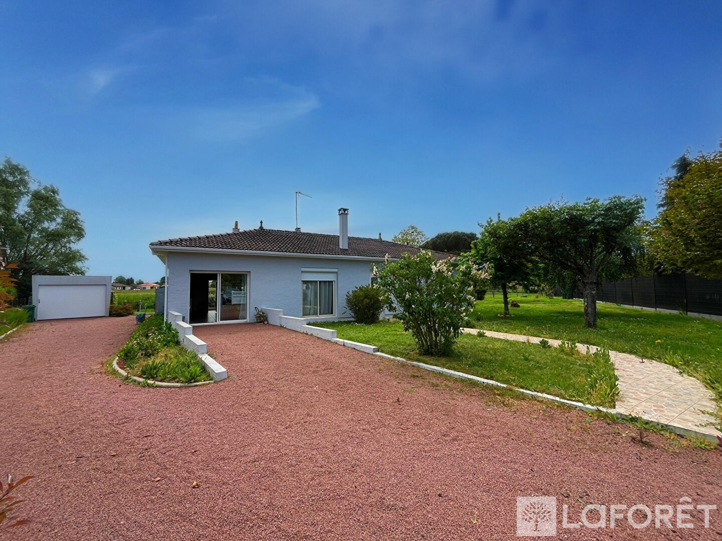 Maison à vendre, 110m², AMBARES ET LAGRAVE