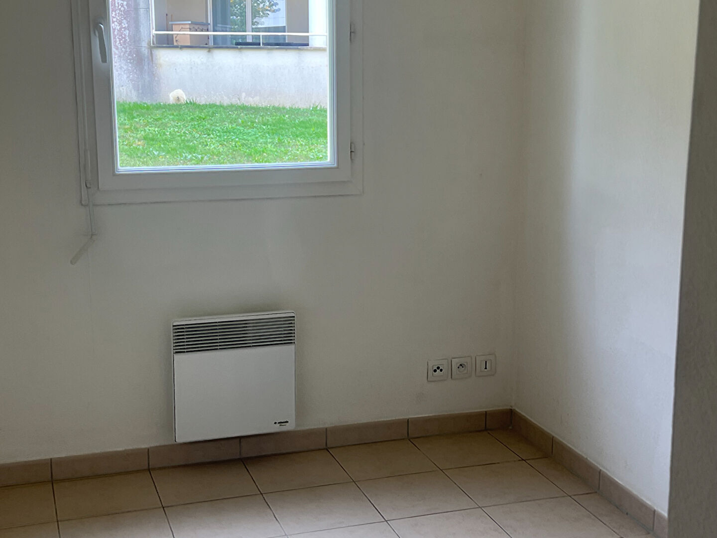 Maison à louer, 33m², TONNAY CHARENTE