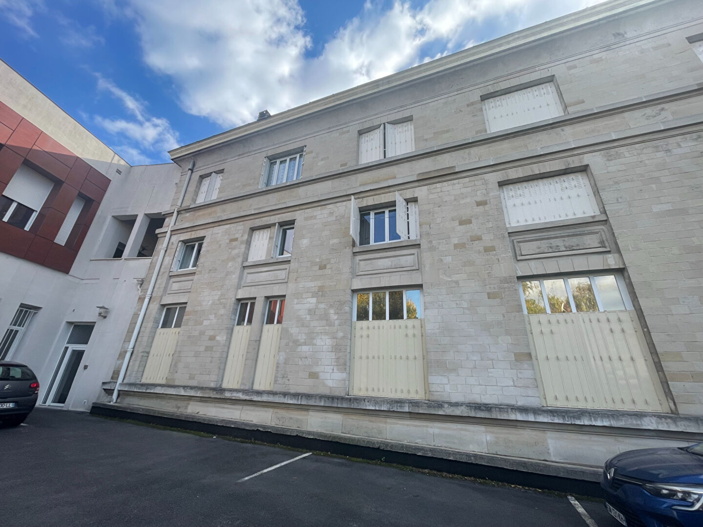 Appartement a louer epernay - 4 pièce(s) - 93.96 m2 - Surfyn