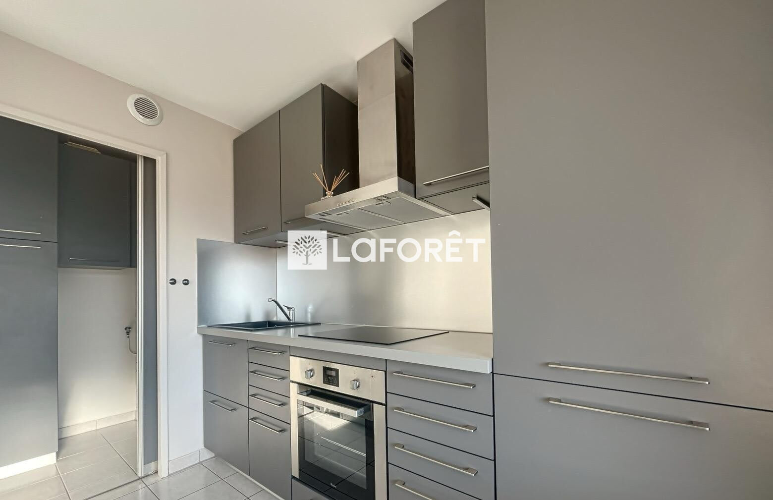 Appartement a louer dammarie-les-lys - 2 pièce(s) - 48.16 m2 - Surfyn