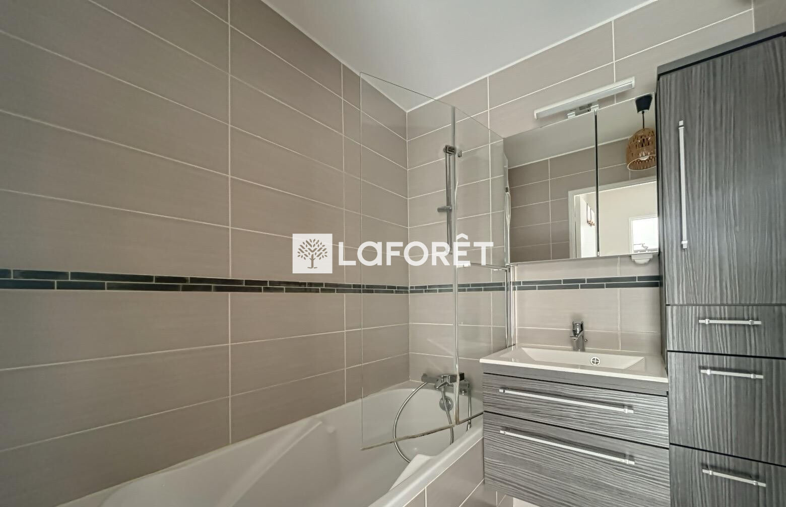 Appartement a louer dammarie-les-lys - 2 pièce(s) - 48.16 m2 - Surfyn