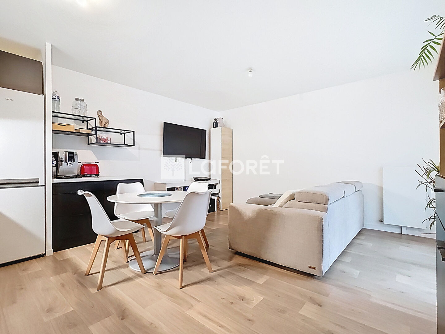 Appartement a louer brie-comte-robert - 2 pièce(s) - 47 m2 - Surfyn