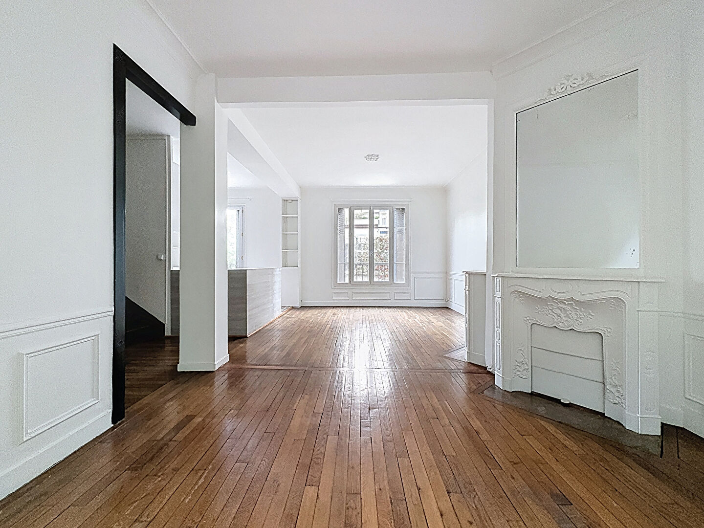 Maison T7 - 205m² - Suresnes — 7 pièces, 205 m², 5 chambres — photo 2