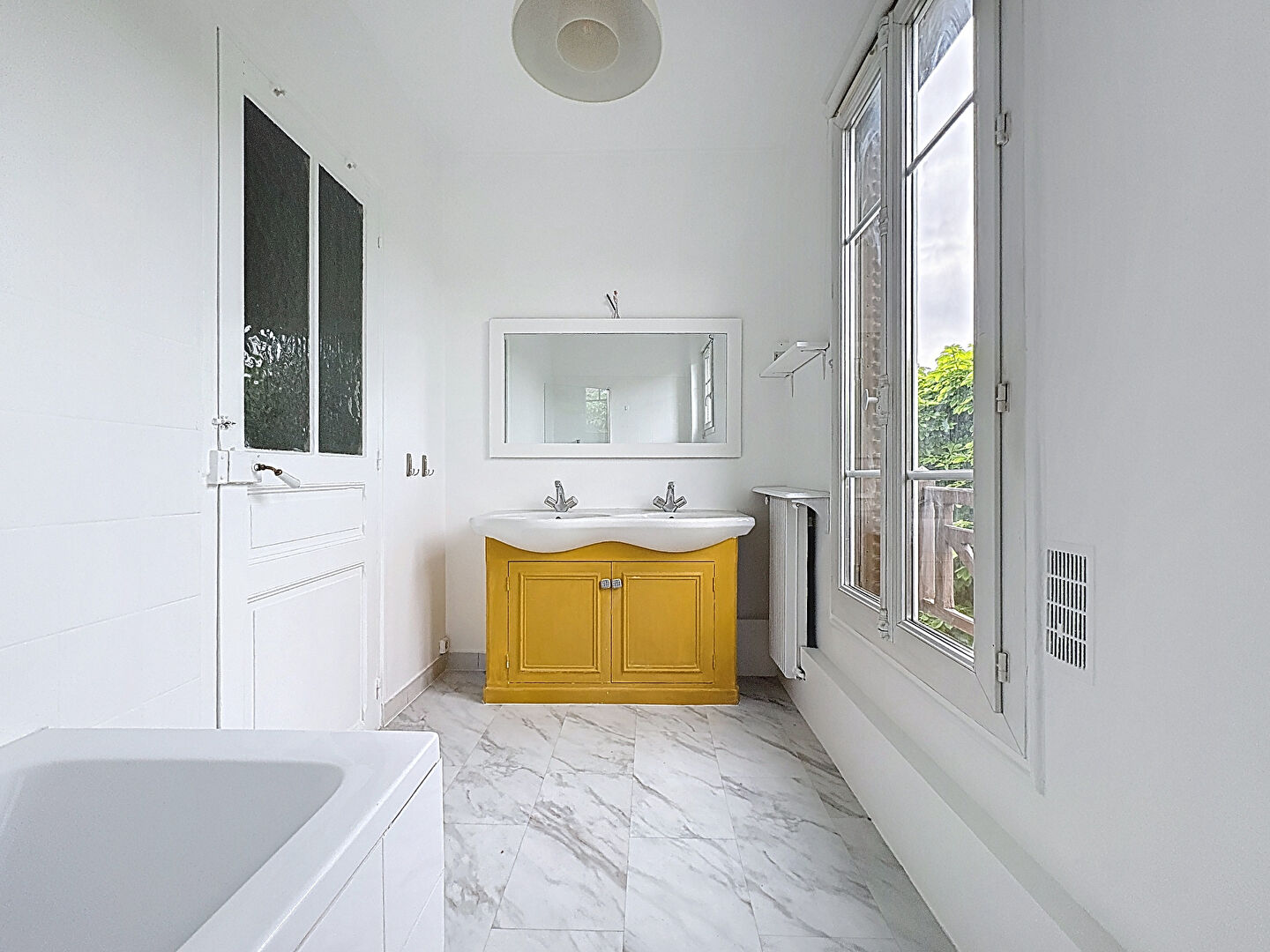 Maison T7 - 205m² - Suresnes — 7 pièces, 205 m², 5 chambres — photo 15