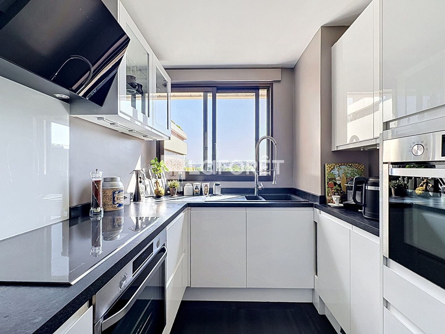 Appartement T3 - 100m² - Suresnes — 3 pièces, 100 m², 2 chambres — photo 9
