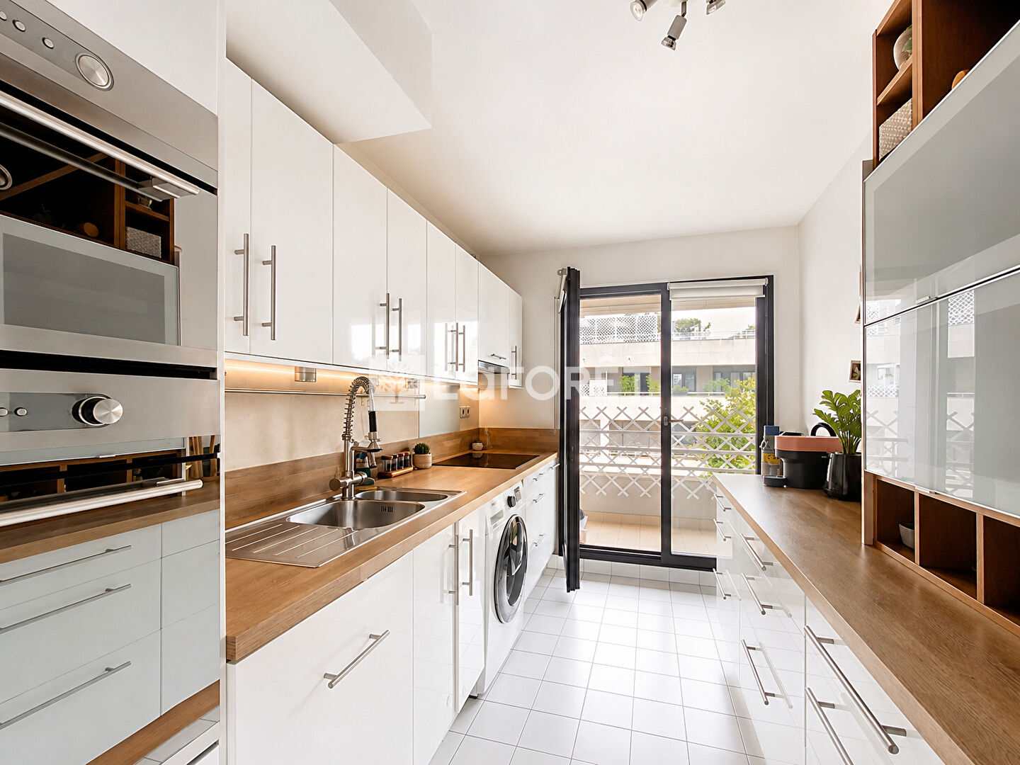 Appartement T3 - 67m² - Suresnes — 3 pièces, 67 m², 2 chambres — photo 3