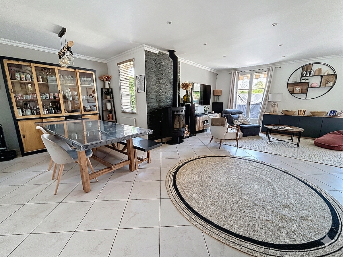 Maison à vendre, 135m², OZOIR LA FERRIERE