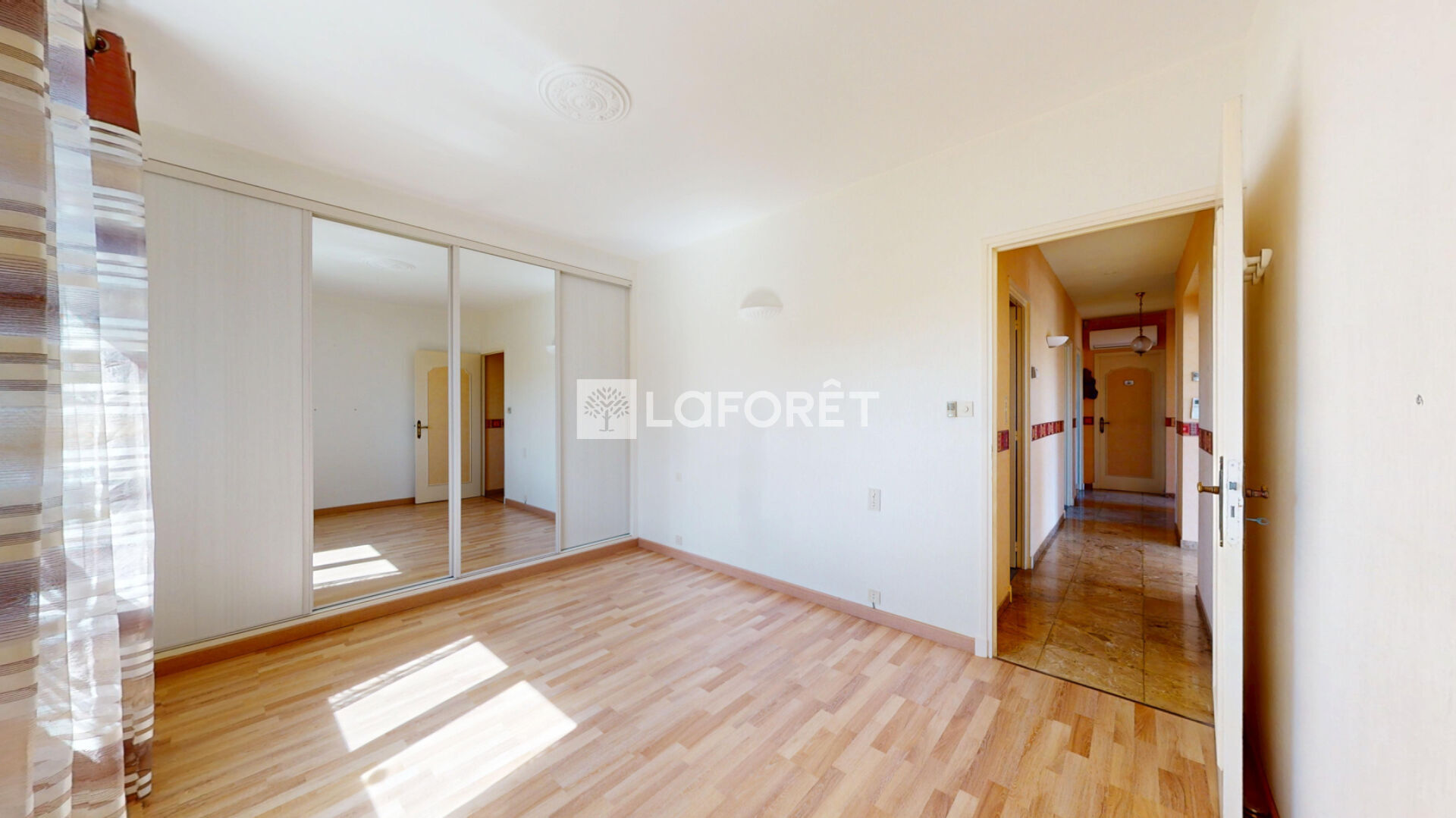 Maison T4 - 107m² - TOURNEFEUILLE — 4 pièces, 107 m², 3 chambres — photo 4