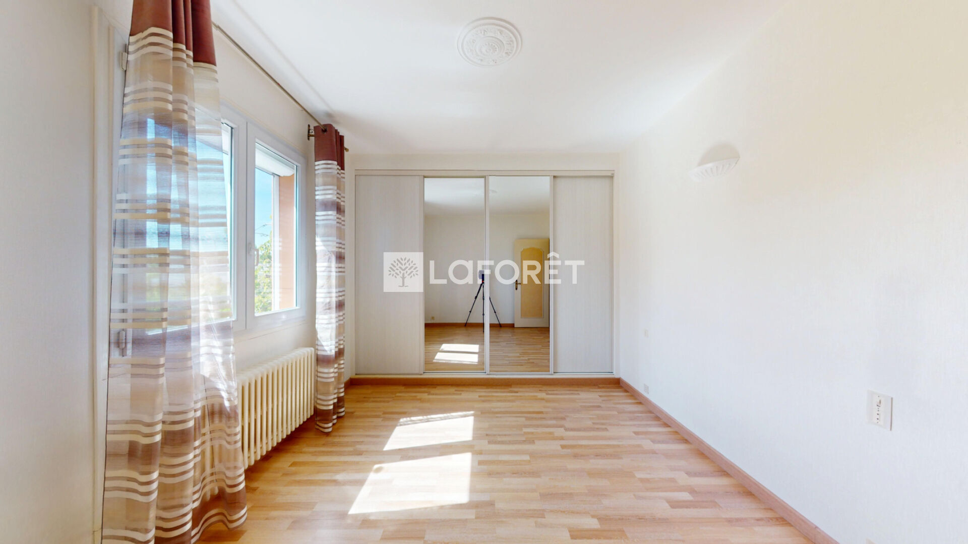 Maison T4 - 107m² - TOURNEFEUILLE — 4 pièces, 107 m², 3 chambres — photo 8