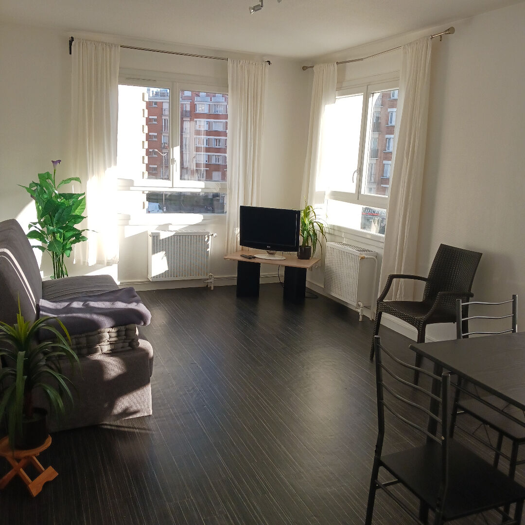 Maison à louer, 81m², Paris 20