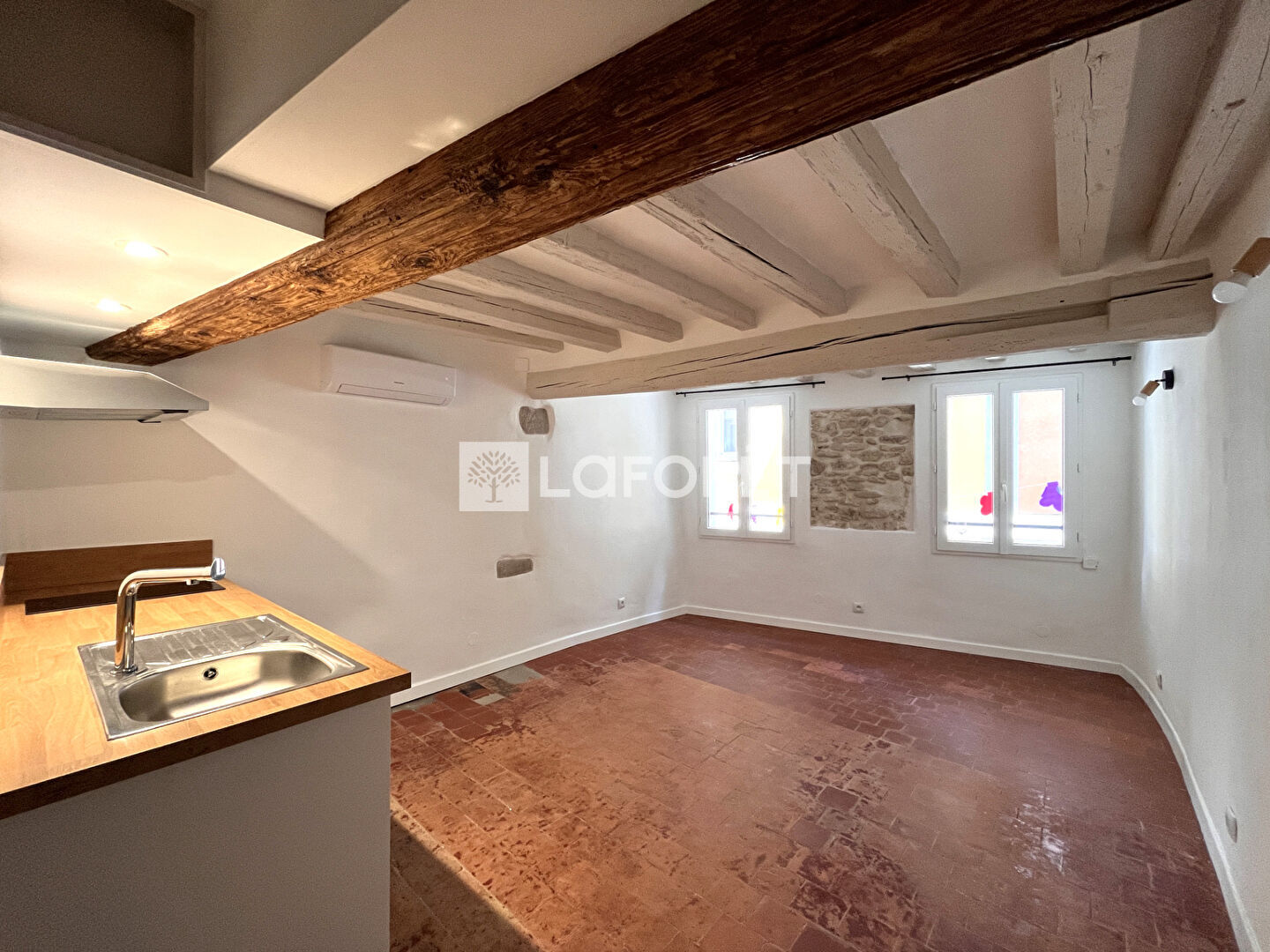 Maison à louer, 21m², L ISLE SUR LA SORGUE