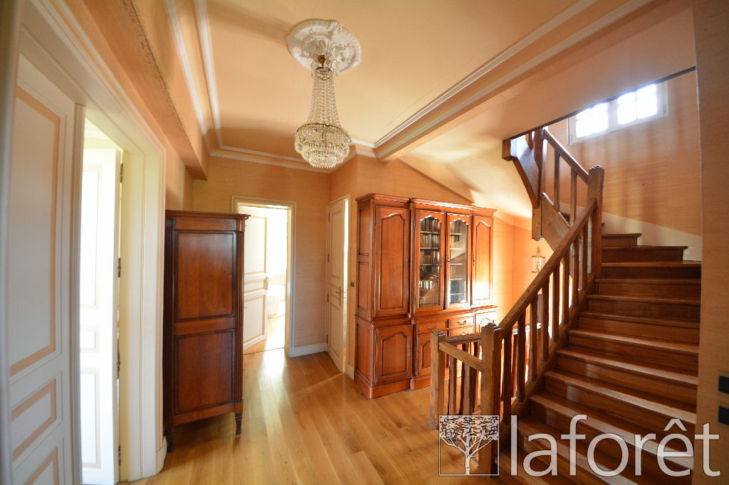 Achat Maison Villemur Sur Tarn 7 Piece S 290 M 365 000 Laforet Immobilier