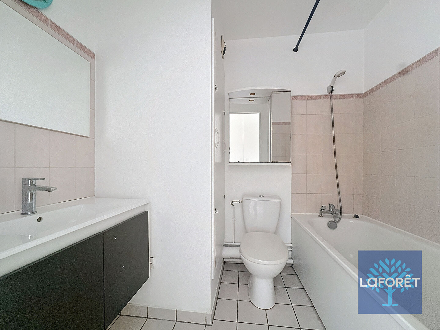 Appartement a louer chilly-mazarin - 1 pièce(s) - 27.11 m2 - Surfyn