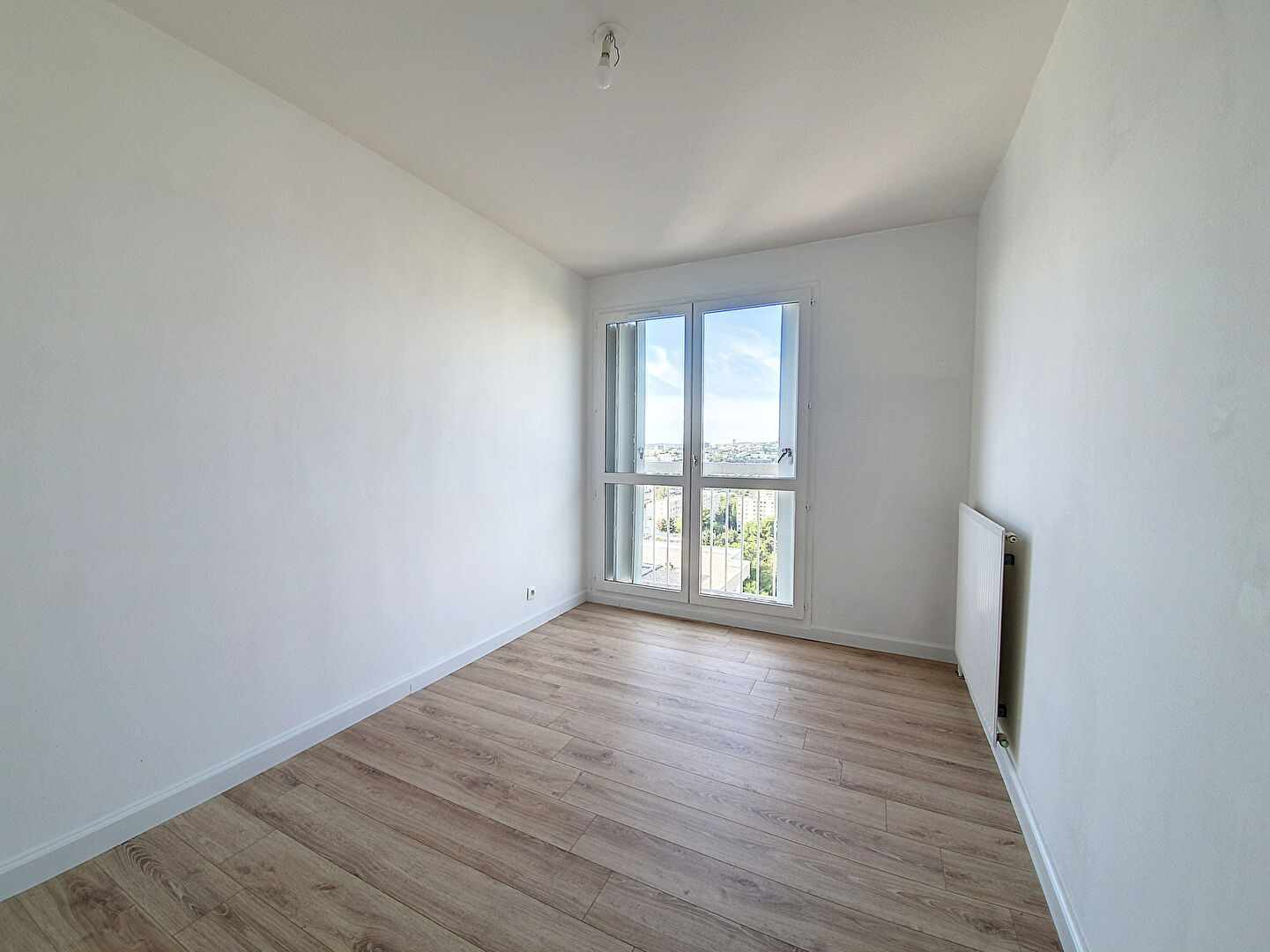 Maison à louer, 81m², MARSEILLE