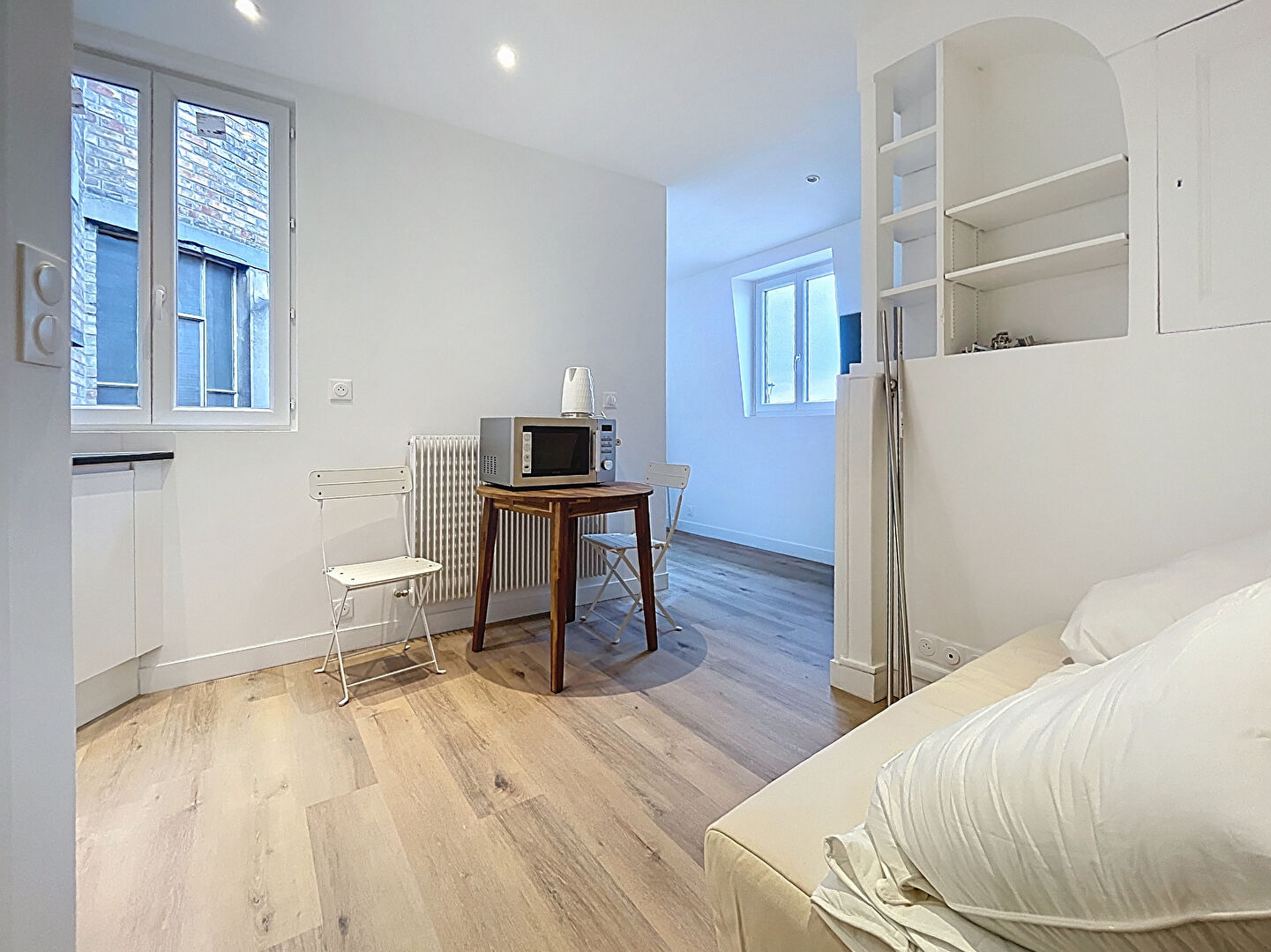 Maison à louer, 17m², Paris 14